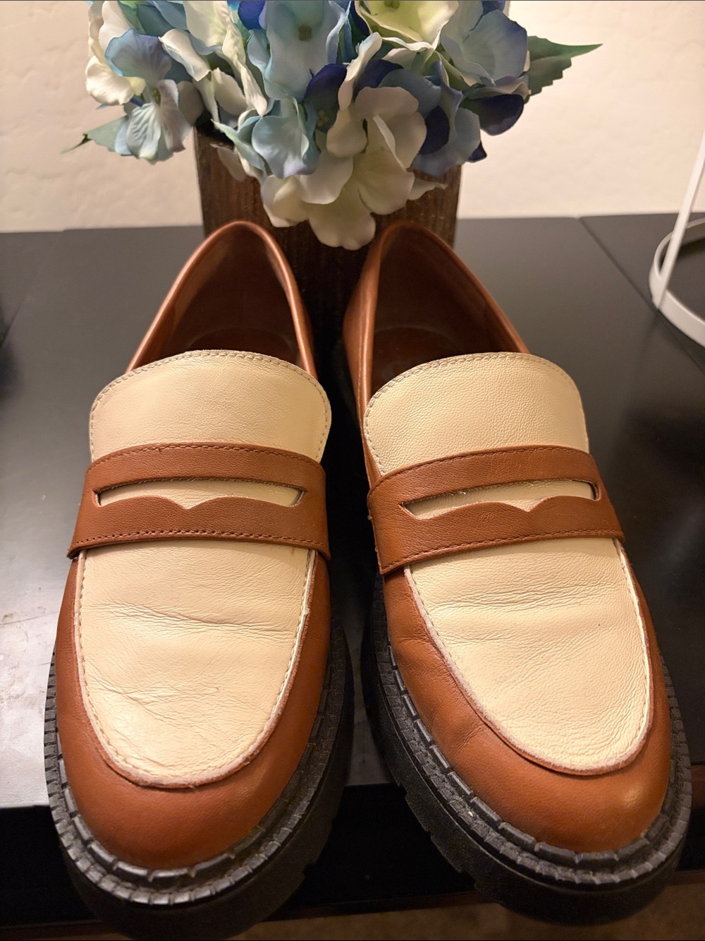 Gianni Bini Women’s Two-Tone Tan and Cream Leather Penny Loafers